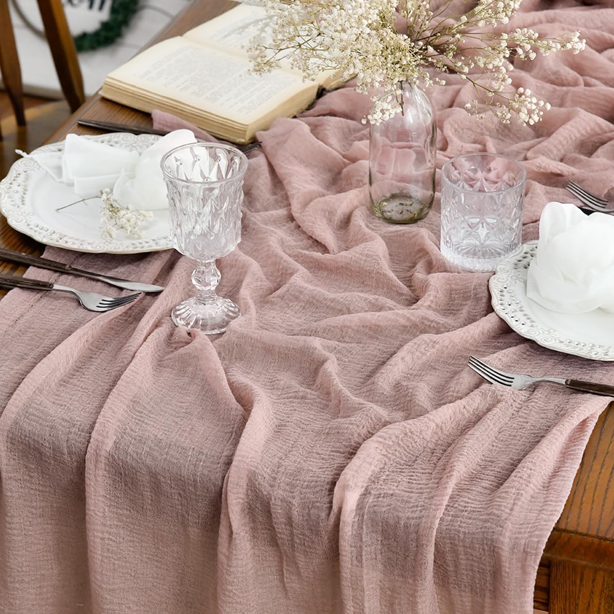 Artoid Mode Boho Dusty Pink Gauze Wedding Cheesecloth 400 cm Table Runner, Seasonal Fabric Kitchen Dining Holiday Table Decor for Home Party