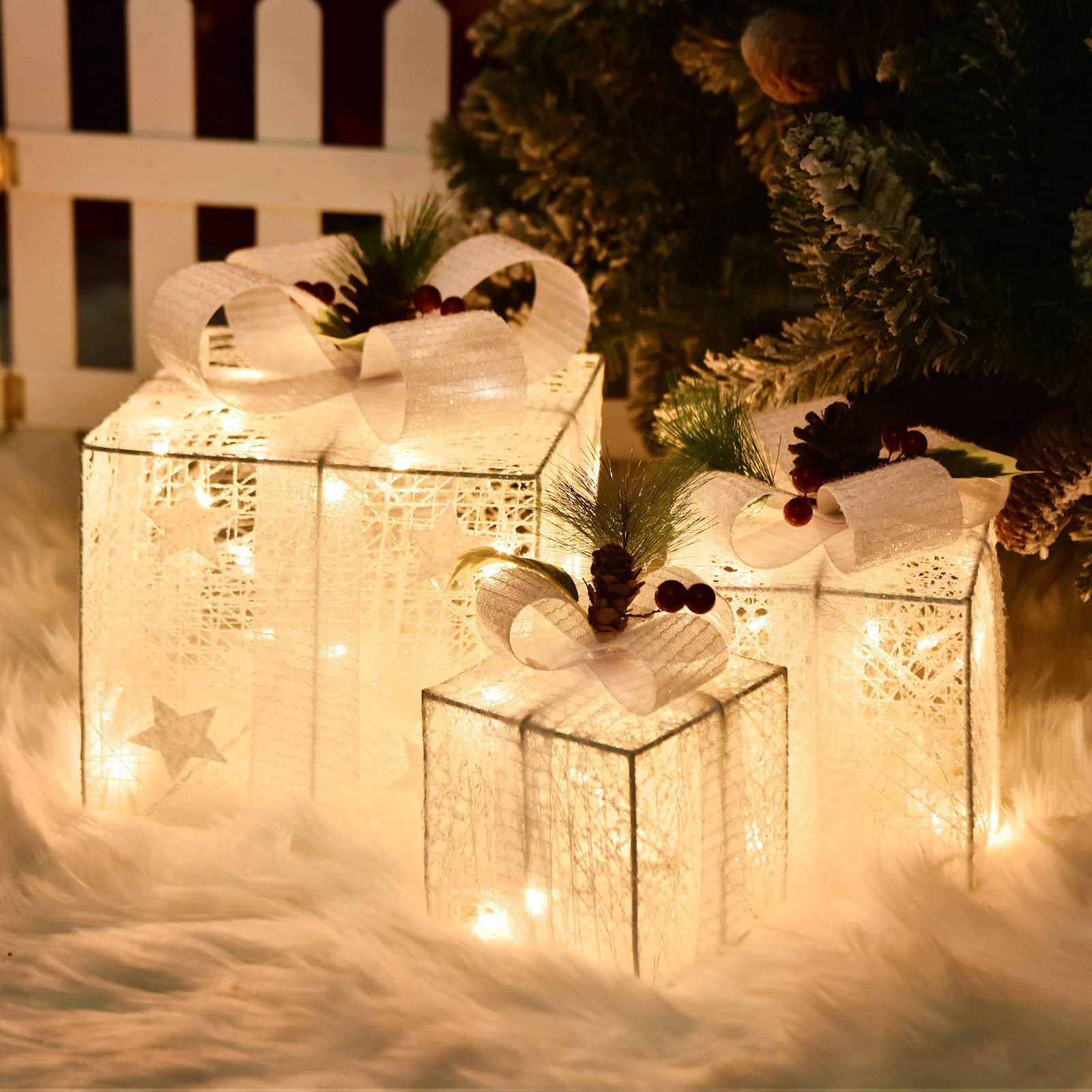 Photo 1 of Christmas Light up Gift Boxes, Light up Xmas Boxes with Battery Operated for Christmas Decorations Indoor and Outdoor (3 Pack)