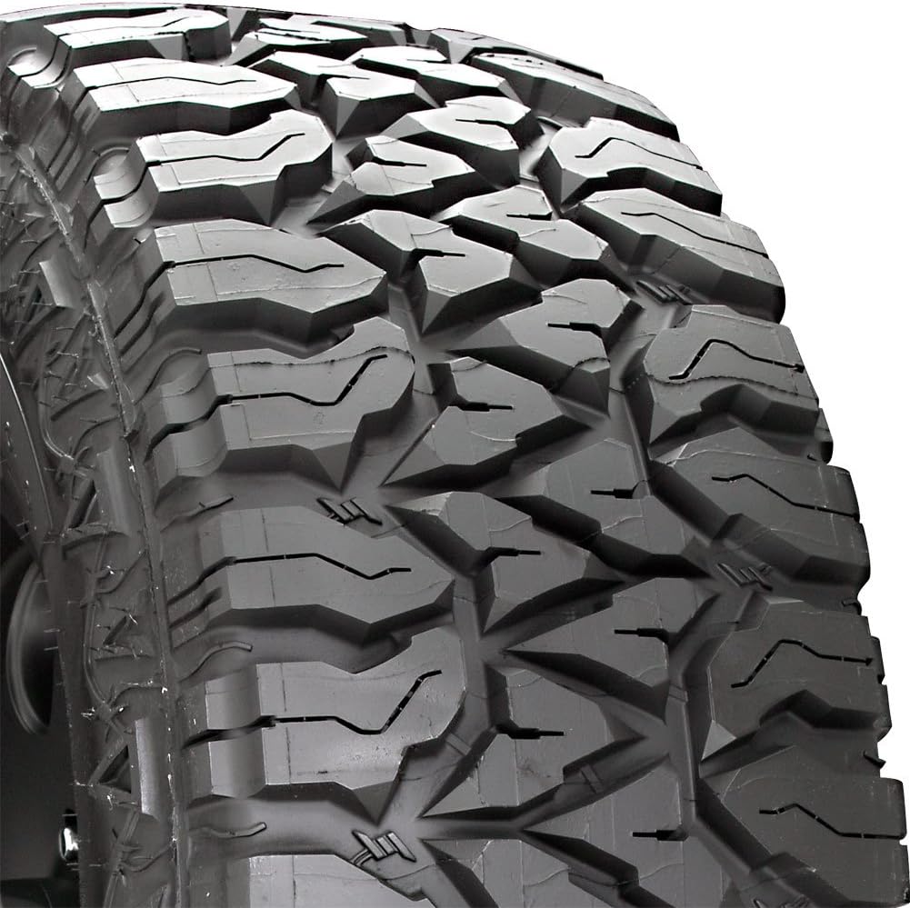 Amazon Com Fierce Attitude M T Traction Radial Tire 275 65r18 123p Fierce Automotive