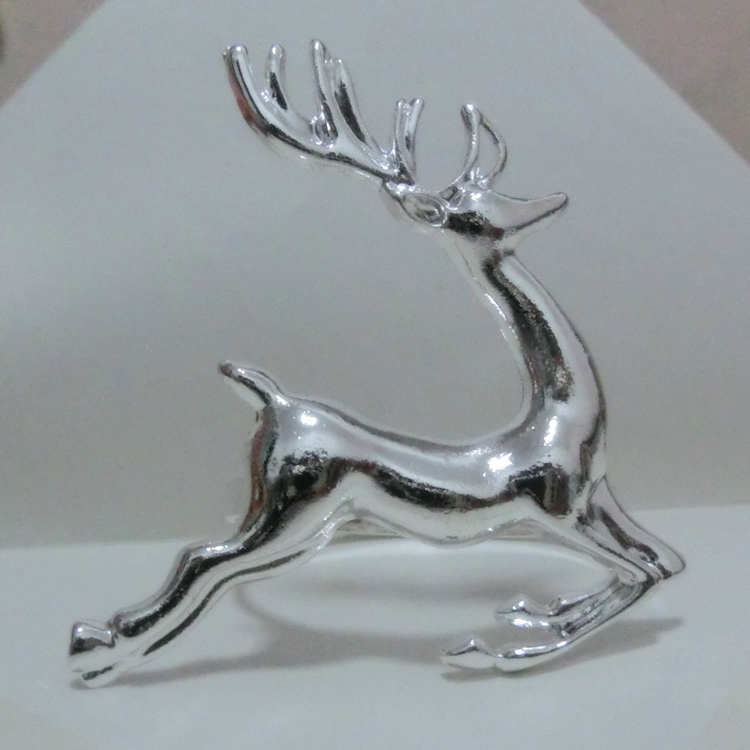 Elehere Silver Deer Napkin Ring Holders for Dinners Parties Everyday Home Table Decoration Accessory Adornment For Wedding SET OF 8