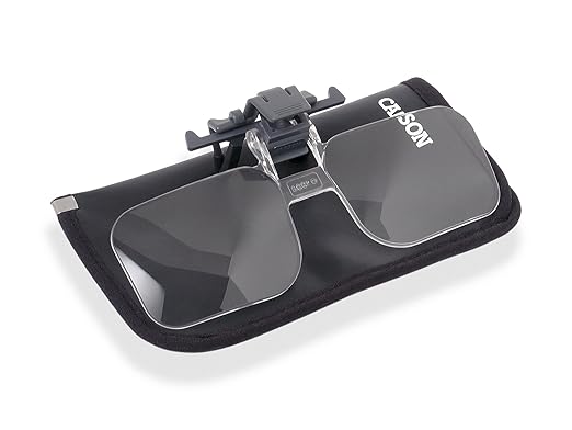 title=Carson Clip & Flip- Lenti di ingrandimento per tutti i tipi di occhiali, 2 x, +