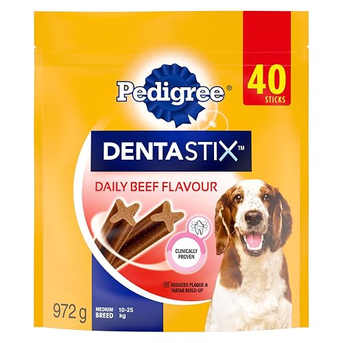 PEDIGREE DENTASTIX Oral Care Beef Flavour Adult Dog Treats - for Medium Breeds - Reduces Plaque and Tartar Buildup - 40 Sticks 972g Pouch