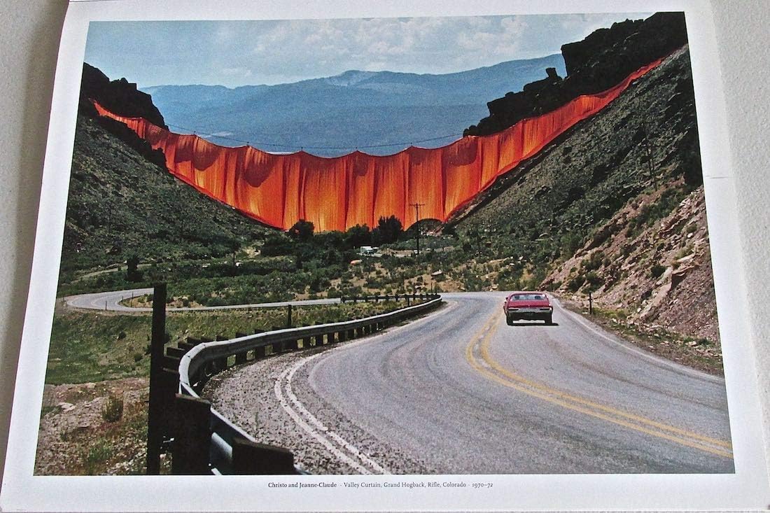 Amazon Com Christo And Jeanne Claude Valley Curtain Grand Hogback
