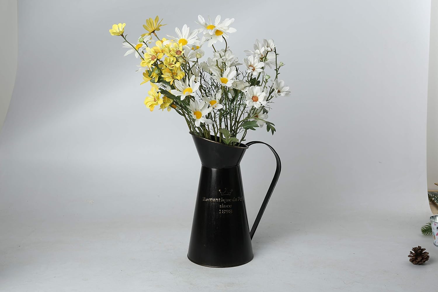 APSOONSELL Black Metal Flower Vase Tall Galvanized Vase Flower Pitcher