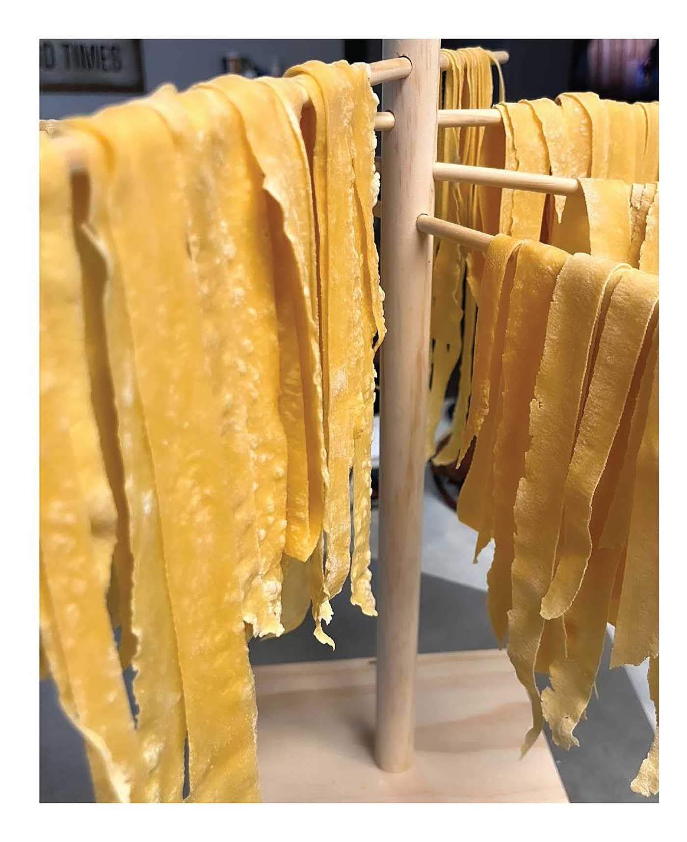 The Self-Reliant Kitchen: From-Scratch Sourdough Breads, Homemade Cheese, and Farm-to-Table Meals
