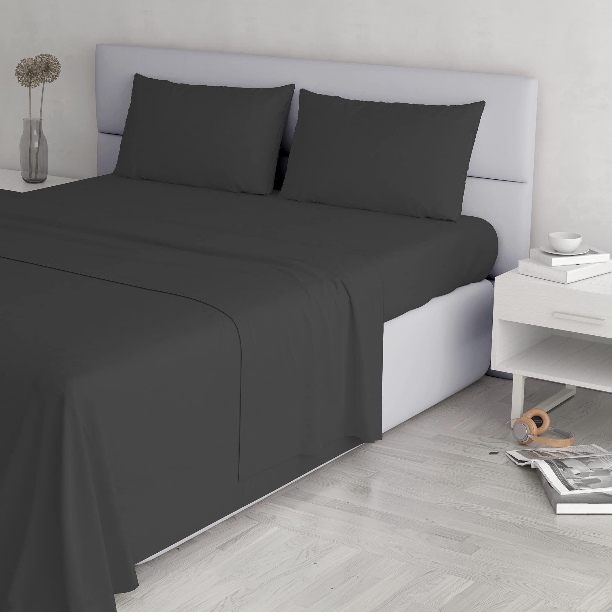 Italian Bed Linen Elegant Bed Linen Set (Flat 250x300, Fitted Sheet 170x200cm+2 Pillowcases 52x82cm), Dark Grey, Microfiber, DOUBLE