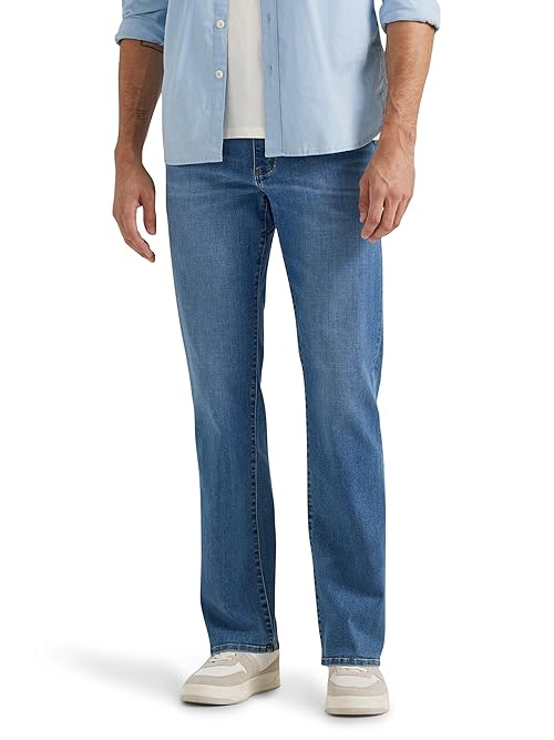 Lee Men's Extreme Motion Regular Straight Jean Neeson 42W x 34L