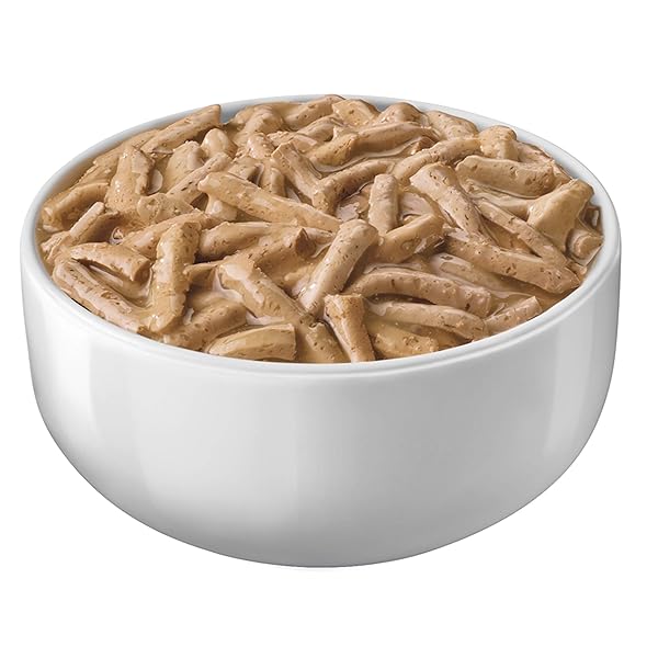FRISKIES PURINA SAVORY SHREDS WITH OCEAN WHITEFISH & TUNA IN SAUCE CAT FOOD