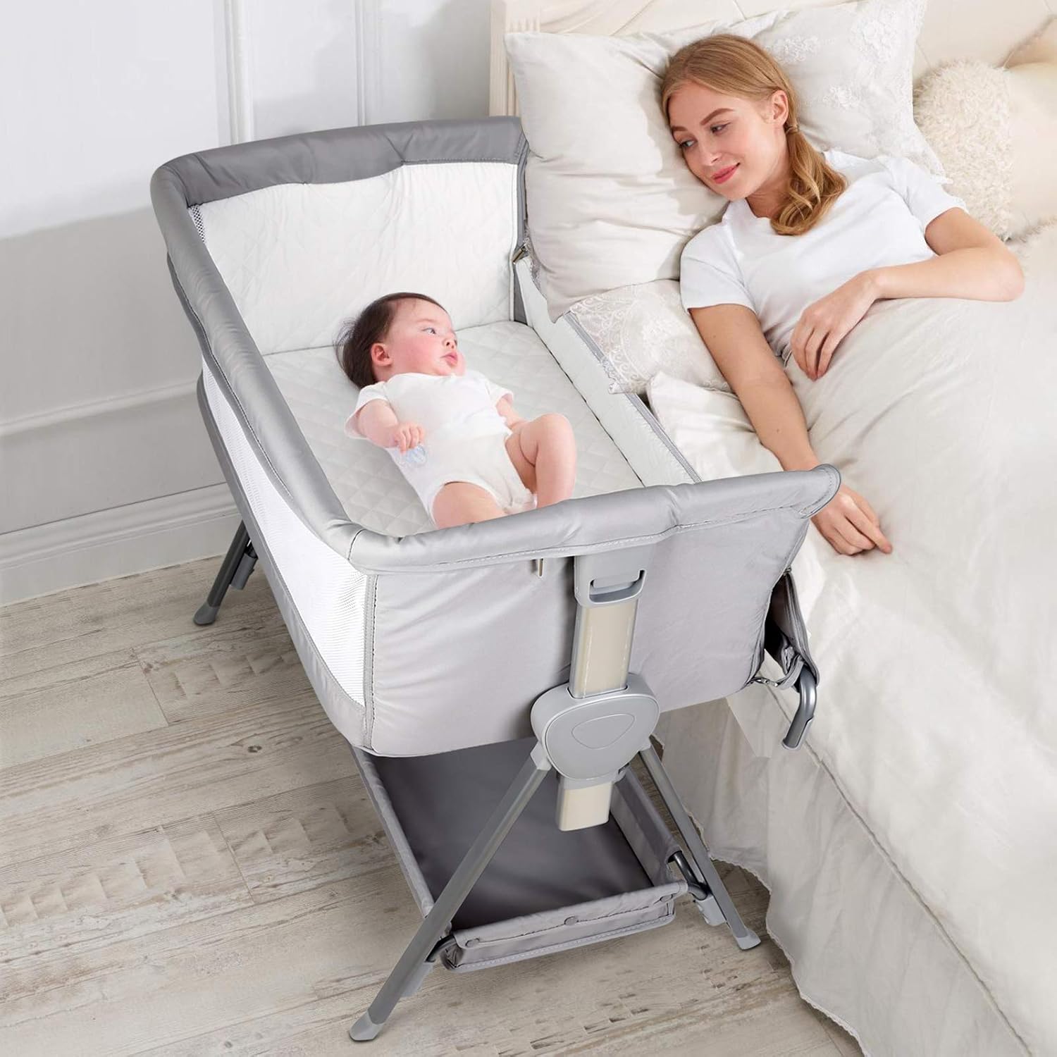 bassinet with storage