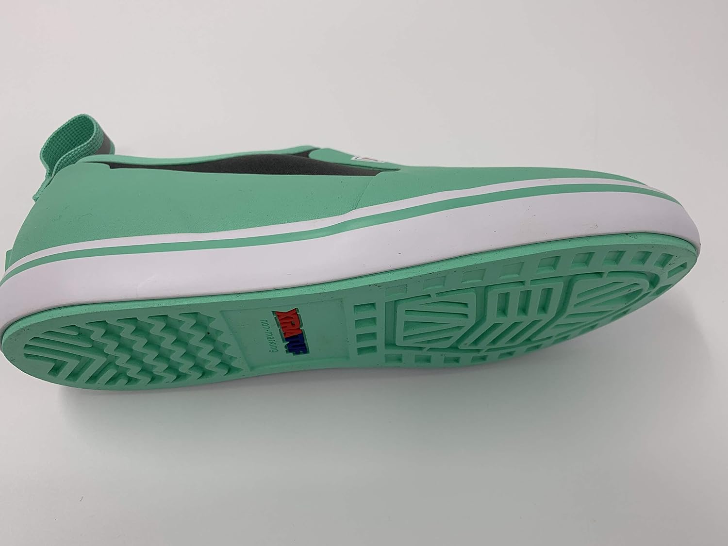 womens slip on deck shoes