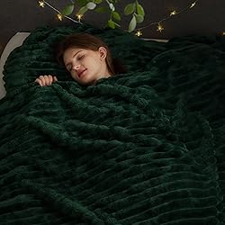 NEWCOSPLAY Super Soft King Blanket Dark Green