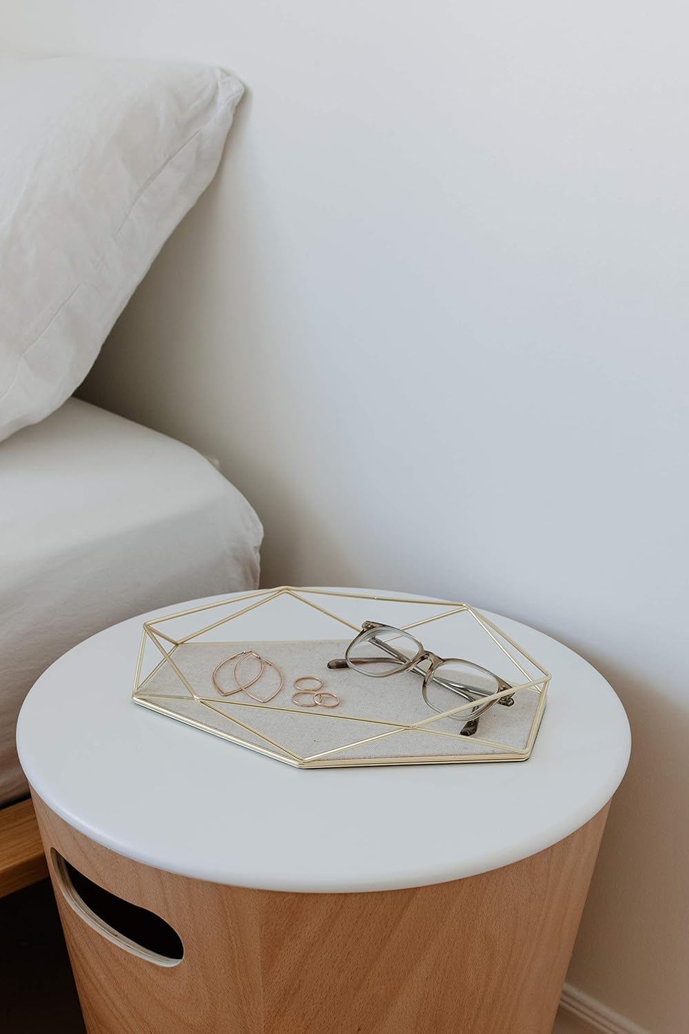 Umbra 299481-221 Prisma Tray, Geometric Plated Jewelry Storage, 11" Length x 7.25" Height x 1.5” Width, Matte Brass: Home & Kitchen
