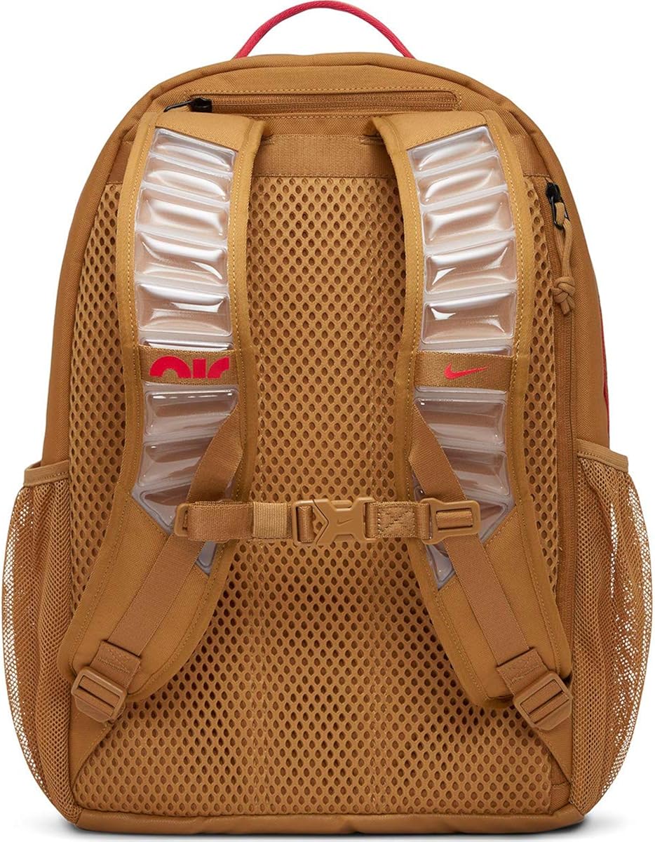Amazon Co Jp ナイキ メンズ ユーティリティ ヒート バックパック ウィート ウィート トラックレッド Ck2674 790 服 ファッション小物