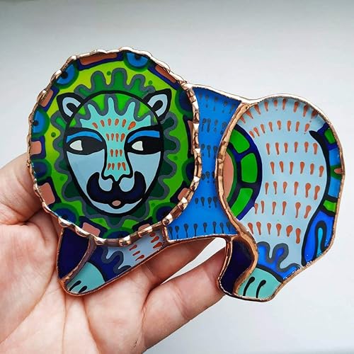 Hanging Lion Suncatcher, stained Glass Art, Lion Ornament, Wild live Art, Animal Ornament, Lion Lovers Gift, Window Decoration, Outdoor Glass Decor, Lion ...