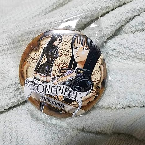 Amazon ワンピース ロビン 缶バッジ コレクション 麦わらストア Onepiece ジャンプショップ 週刊少年ジャンプ アニメ 萌えグッズ 通販