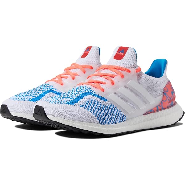 Amazon.com | adidas Ultraboost 5.0 DNA Shoes | Road Running