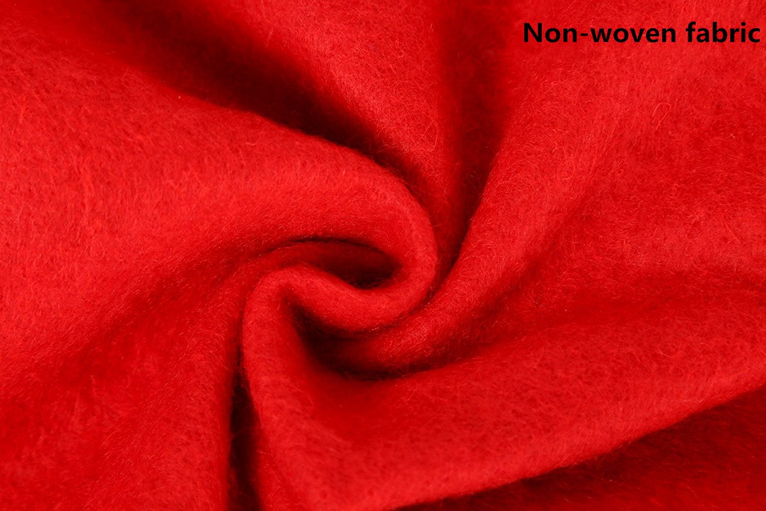 Christmas Xmas Tree Skirt, Plus Red Green Felt Fabric Tree Decor with Gold Trim 36 inches Large Festival Decoration for Merry Christmas Party Christmas Gift Giving & 2 Tree Pendant Ornaments