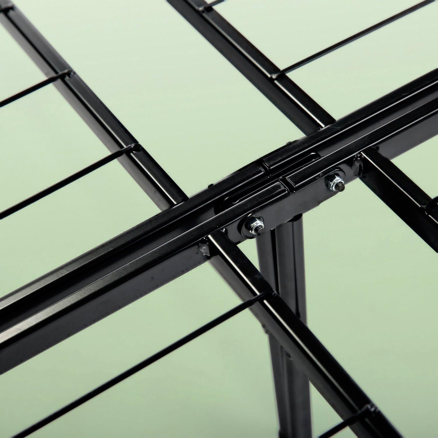 Zinus Shawn 14 Inch Metal SmartBase Bed Frame / Platform Bed Frame / No Box Spring Needed / Sturdy Steel Frame / Underbed Storage, Queen: Furniture & Decor