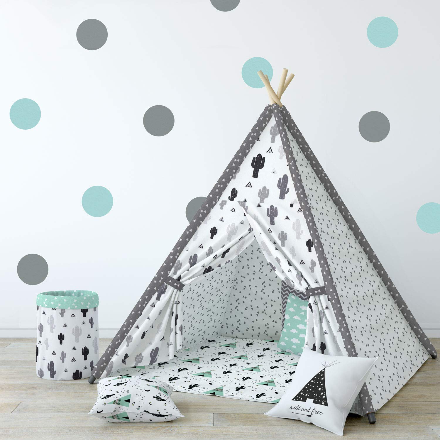 Spot Wall Stickers | Lots of Colours Options Available | Perfect for a Baby's Nursery or Child's Bedroom