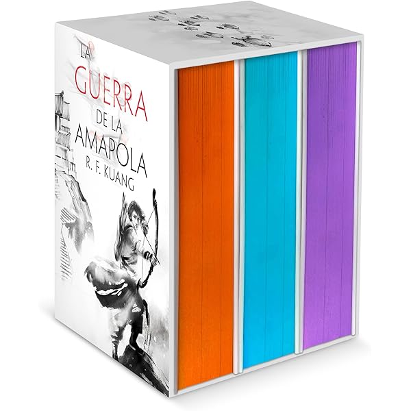 Amazon.com: La Folle de Chaillot: Giraudoux, Jean: Books