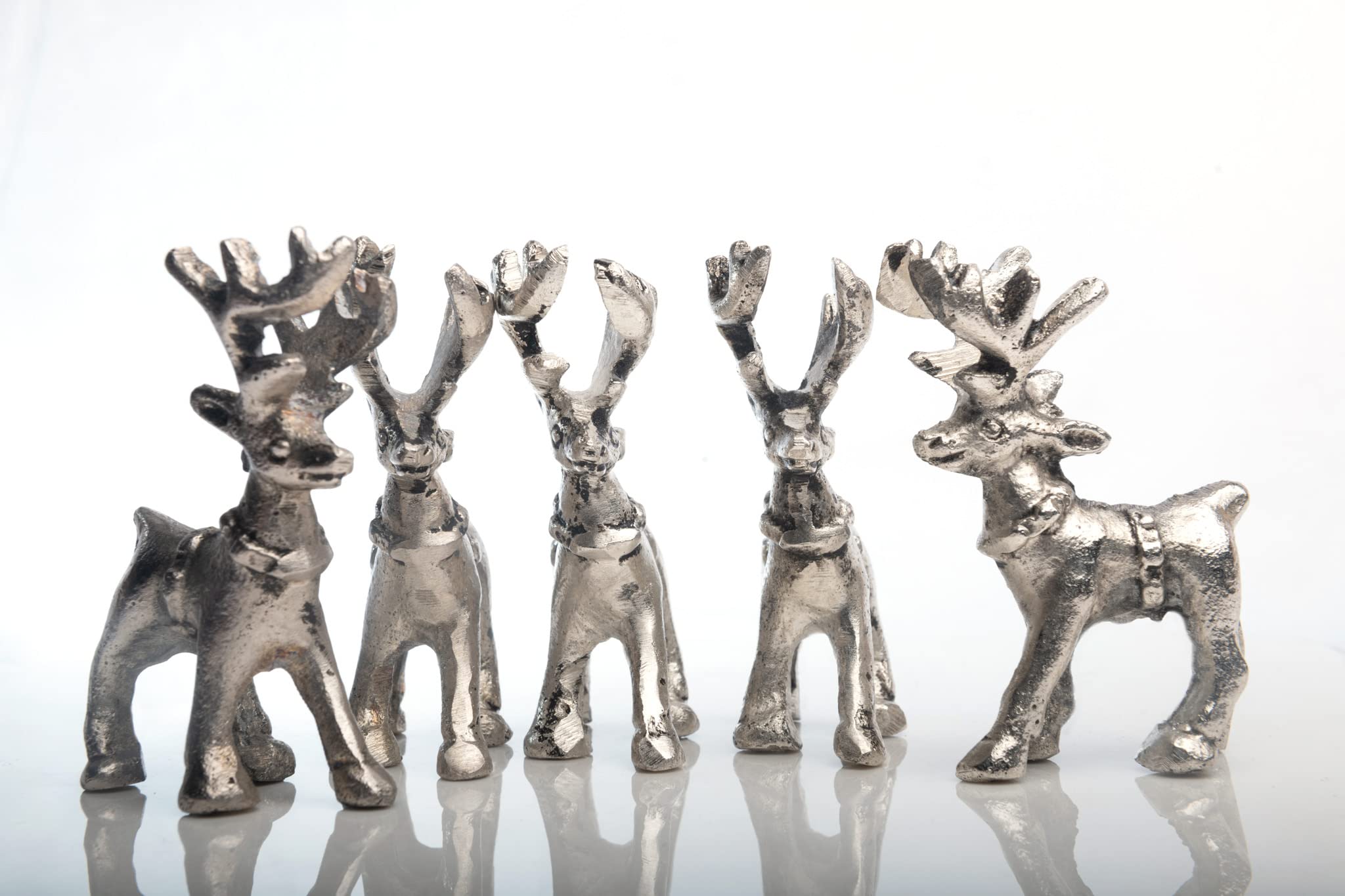 Wonder Care Standing Reindeer figurines for Christmas Decorations, home decorations for living room, Christmas table decor & Decor for shelves (Silver5pcs)