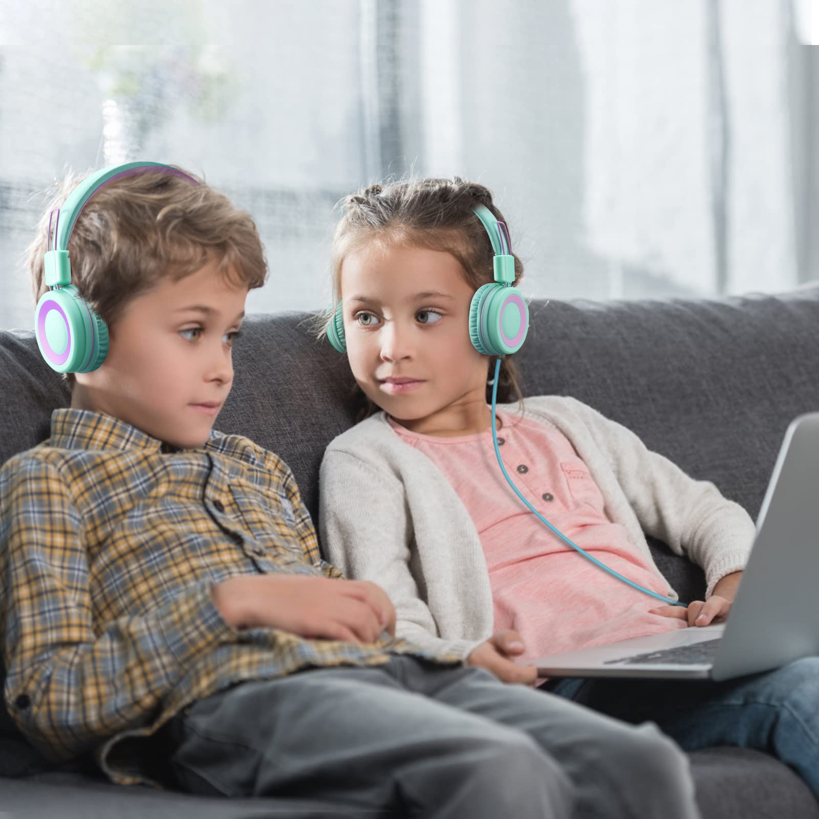 P10 Kids Headphones with Microphone Stereo Headphones for Children Boys Girls,Adjustable 85dB/94dB Volume Control Foldable On-Ear Headphone with Microphone for School/PC/Cellphone(Green)