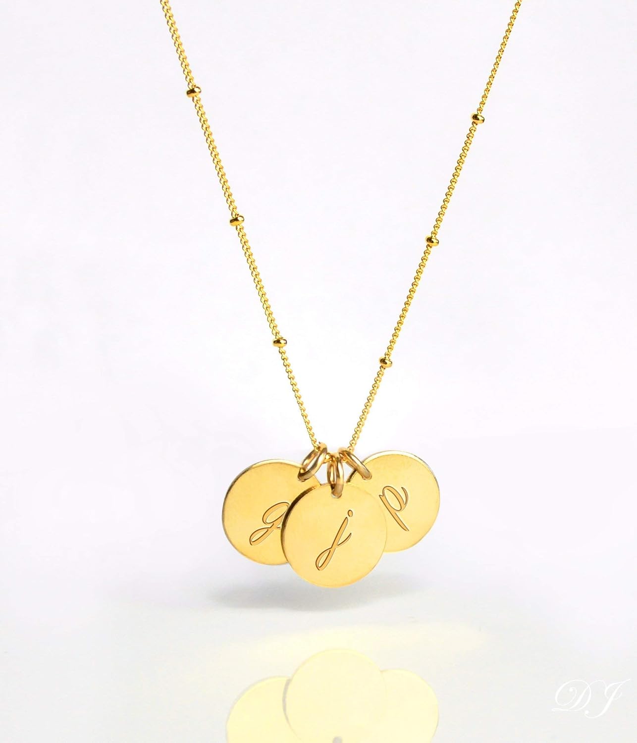personalized pendants for moms