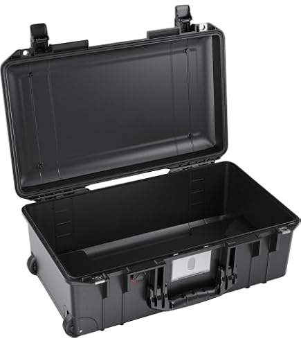 Amazon.com: Pelican Air 1605 Case With Padded Dividers (Black