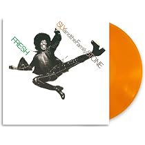 There's A Riot Goin' On [Disco de Vinil]: Amazon.com.br: CD e Vinil