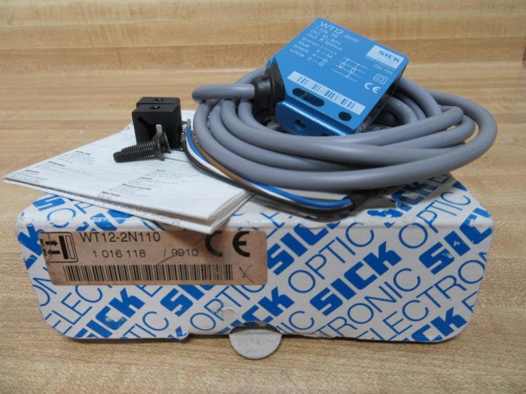 Sick Optic Electronic WT12-2N110 Photoelectric Sensor WT122N110