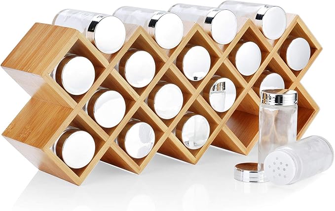 Harcas - Estante para Especias de bambú con 18 tarros de Especias y Etiquetas. Organizador de Especias de pie, tamaño Grande, 43 cm x 9,5 cm x 18 cm. Tarros de Cristal con Tapas de Acabado Cromado.