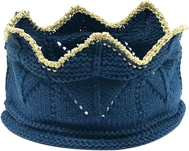 knit birthday crown