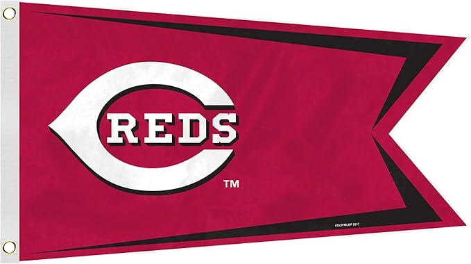 Amazon Com Mlb Cincinnati Reds Boat And Golf Cart Flag Sports Fan Outdoor Flags Sports Outdoors