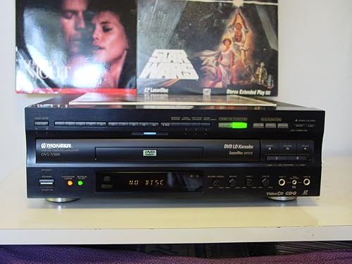 Pioneer DVL-V888 Karaoke DVD Laserdisc LD/CD Player in Oman