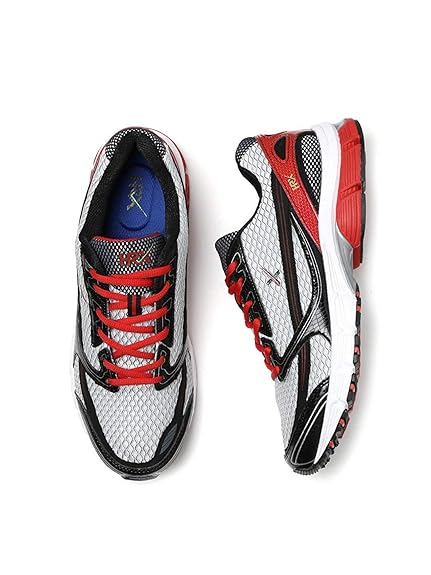 sports shoes hrx