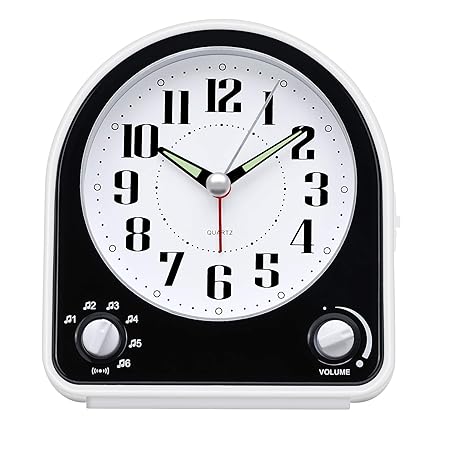 DreamSky Analog Wecker Kinderwecker mit Lauter Alarm, Nachtlicht, Snooze, Kein Ticken, Geräuschlos, 7 Alarmtöne mit Einstellb