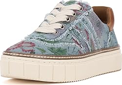 Vince Camuto Women's Reilly Sneaker, Light Sky