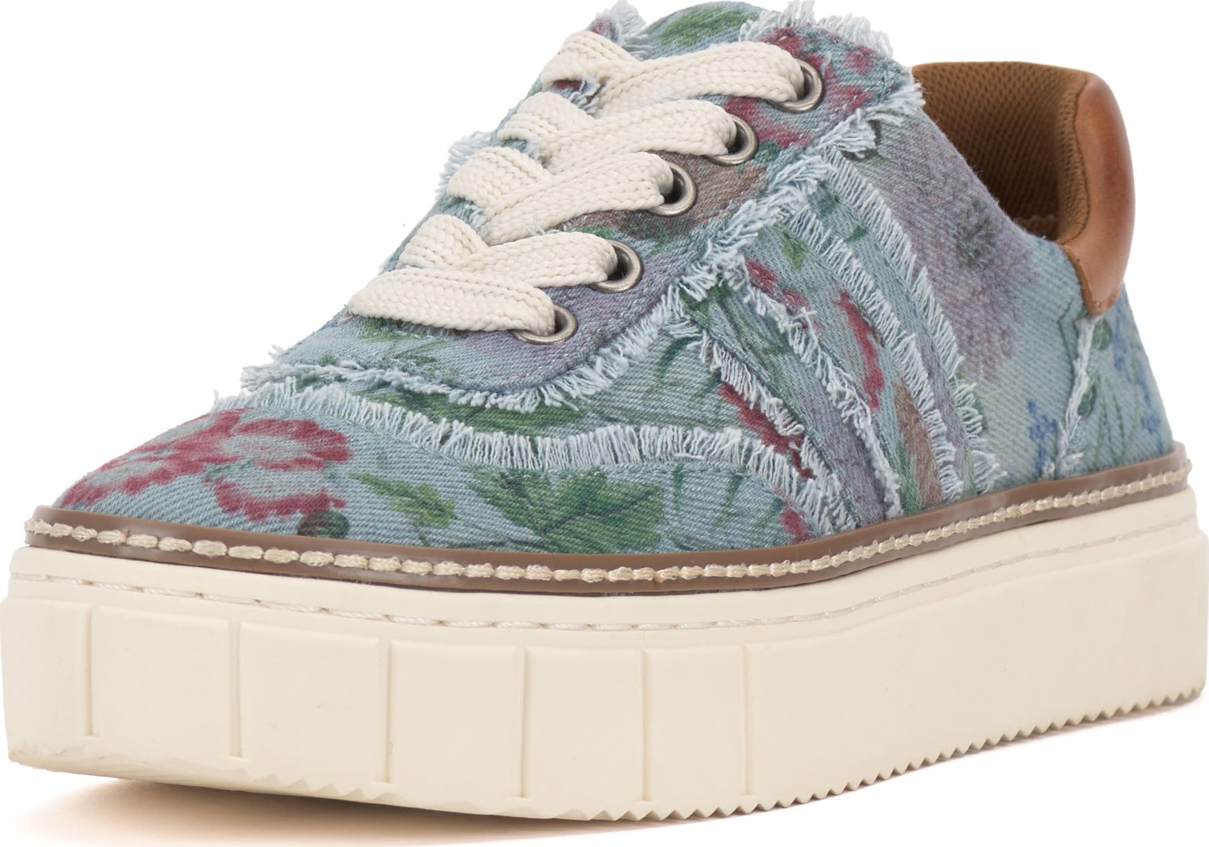 Vince Camuto Women's Reilly Sneaker, Light Sky