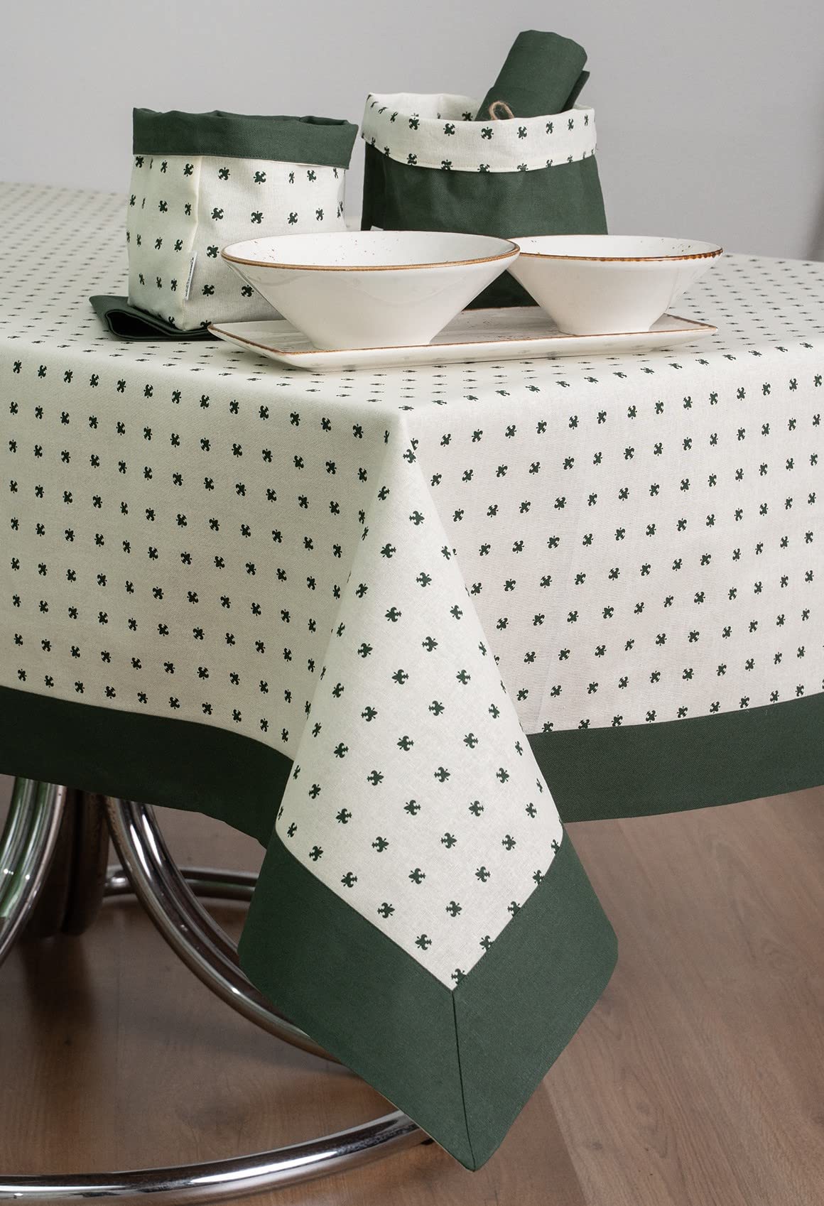 ESSE HOME Modern tablecloth in printed pure cotton fabric. Various sizes. Complete with holder ASTRID (180x180, SP)
