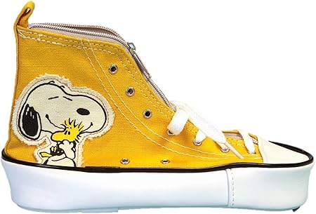 Amazon Peanuts スヌーピー スニーカーポーチ ハグ アニメ 萌えグッズ 通販