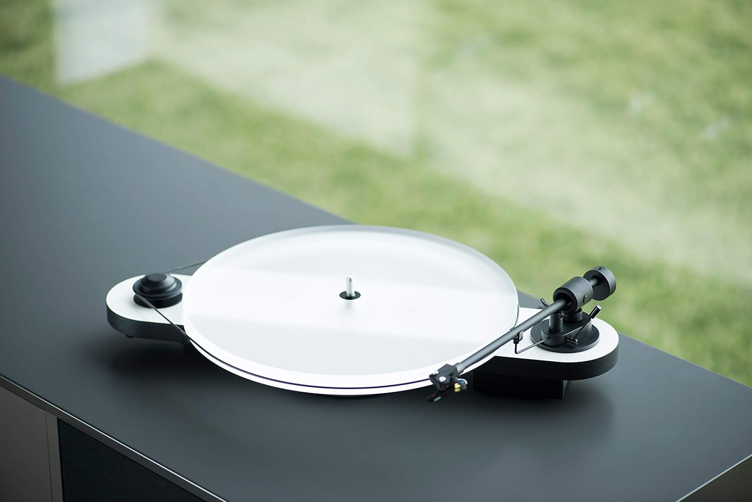 Pro-Ject Acryl-IT E Acrylic Turntable Platter Upgrade, Transparent - Image 5