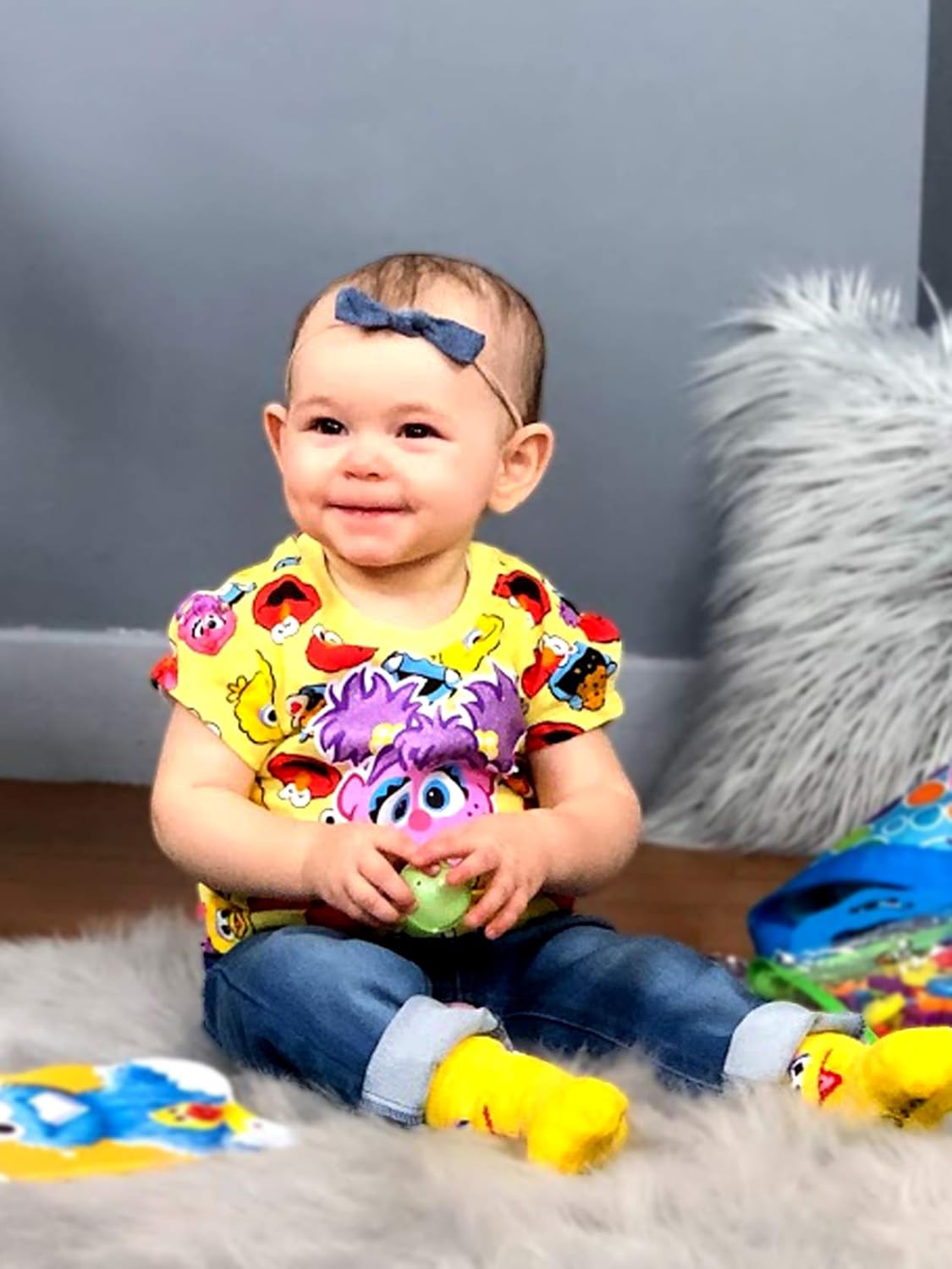Sesame Street Elmo Girls Short Sleeve Tee (Baby/Toddler): Clothing