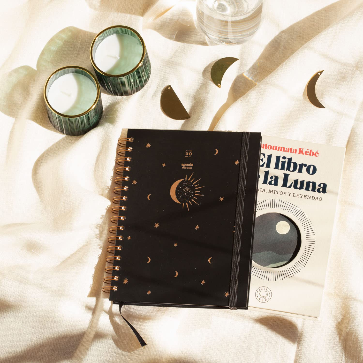 UO Eclipse Day School Diary Academic Version Page: Starts September 2022 and Ends August 2023, Hardcover, with 126 Stickers, Elastic Band and Record Tape, Multicoloured, Large