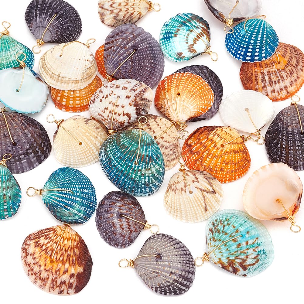 PH PandaHall 32pcs Natural Shell Pendants, 4 Colors Scallop Pendants Dyed Beach Seashells Charms Dyed Summer Sea Shell Pendants Wrapped with Golden Copper Wire for Bracelet Jewellery DIY Craft Making