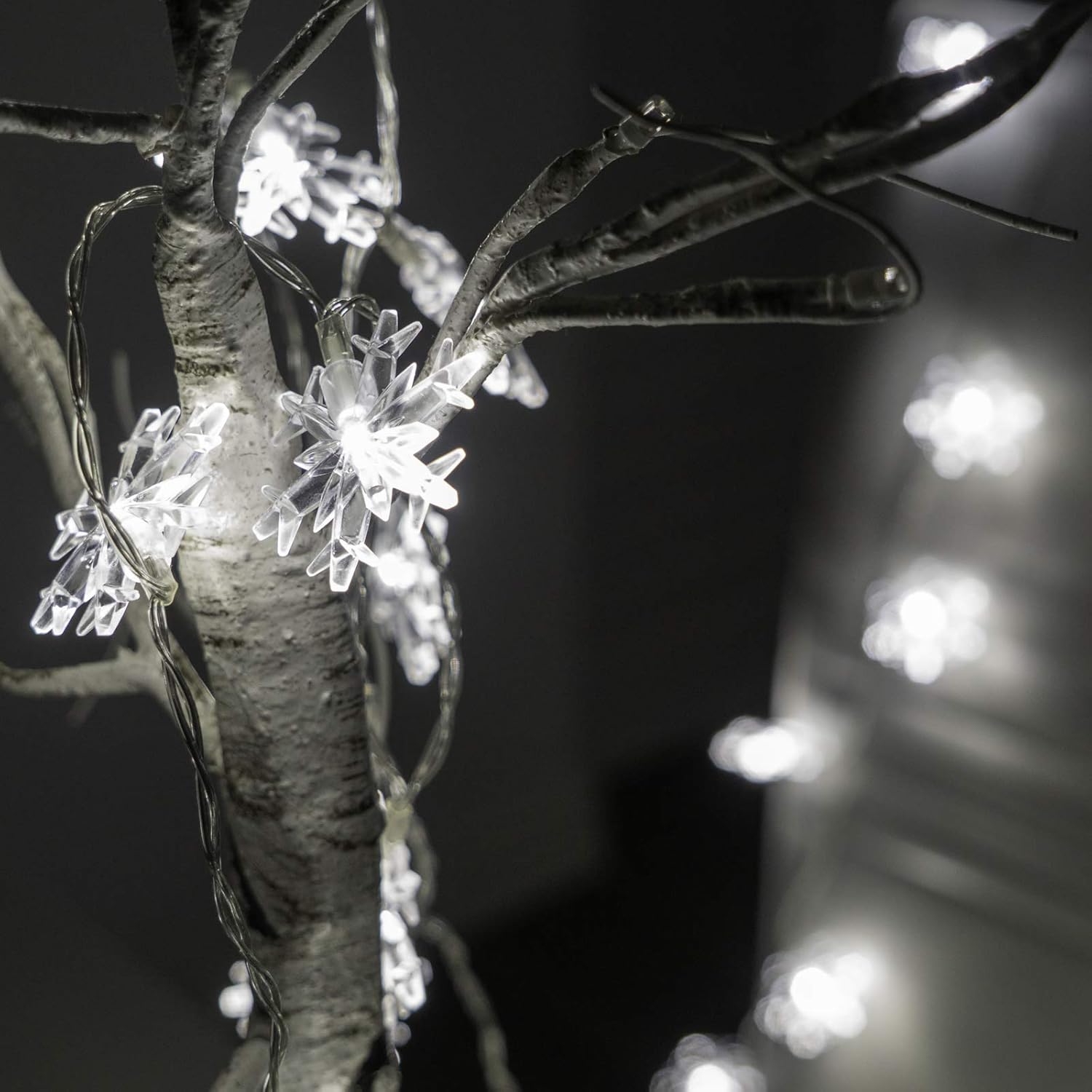 GloBrite Snowflake Lights with 40 LED, Window Christmas Lights with 2 Modes - Image 5