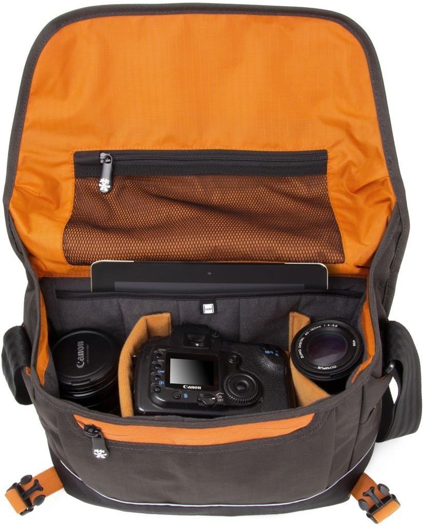 crumpler proper roady 7500