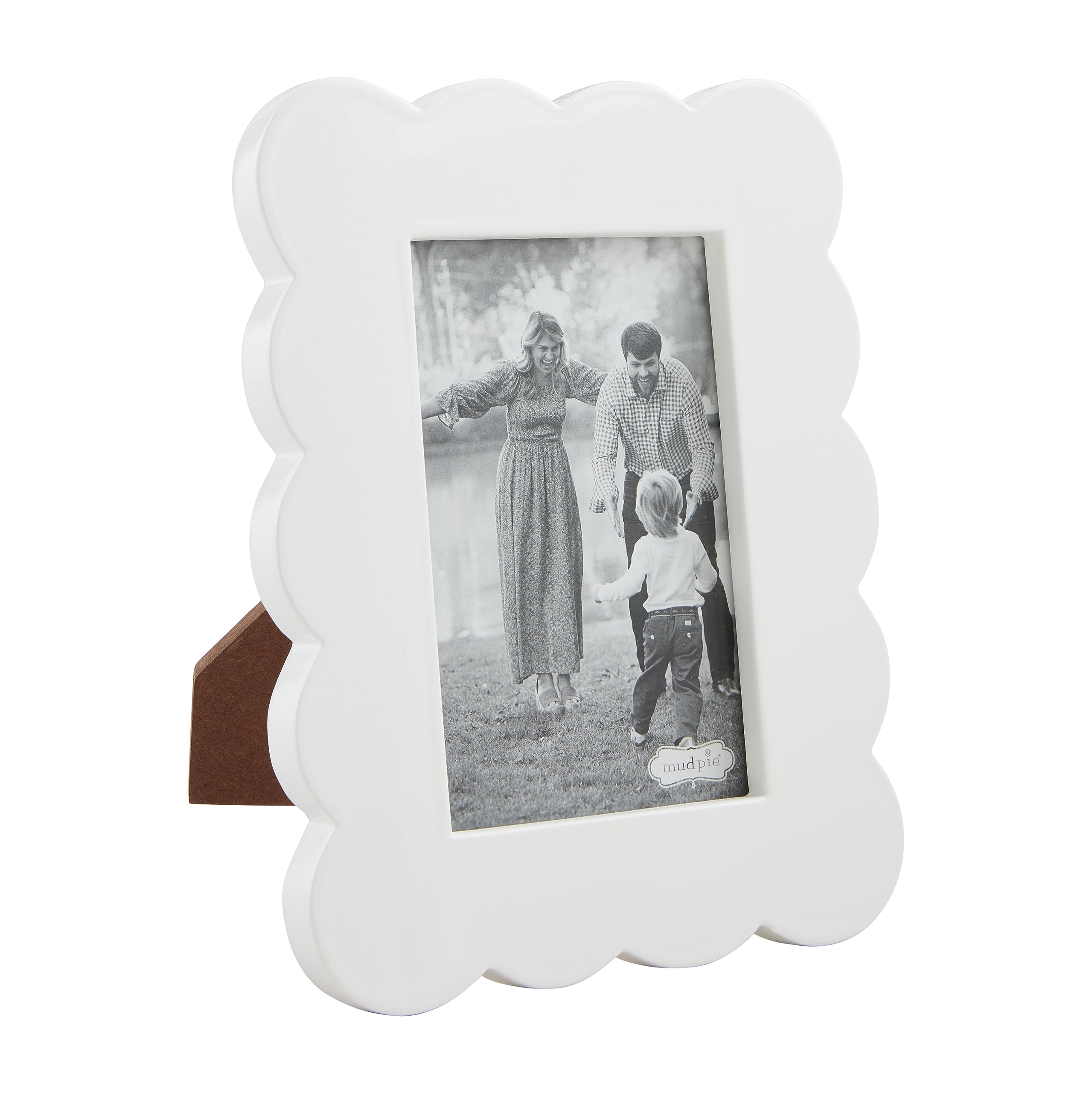 Photo 1 of Mud Pie Scalloped Lacquer Frames, Small, 8.5" x 6.5"