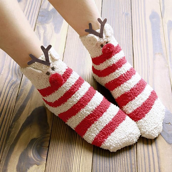 Petalum Damen Kuschelsocken 3 Paar Weihnachtsmann Cartoon Muster