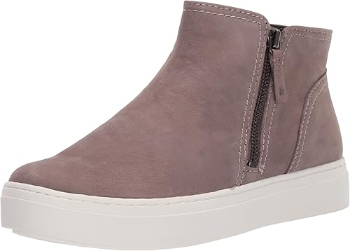 naturalizer boots canada