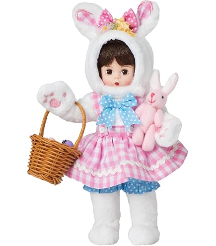 Amazon.com: Madame Alexander Dolls, 8